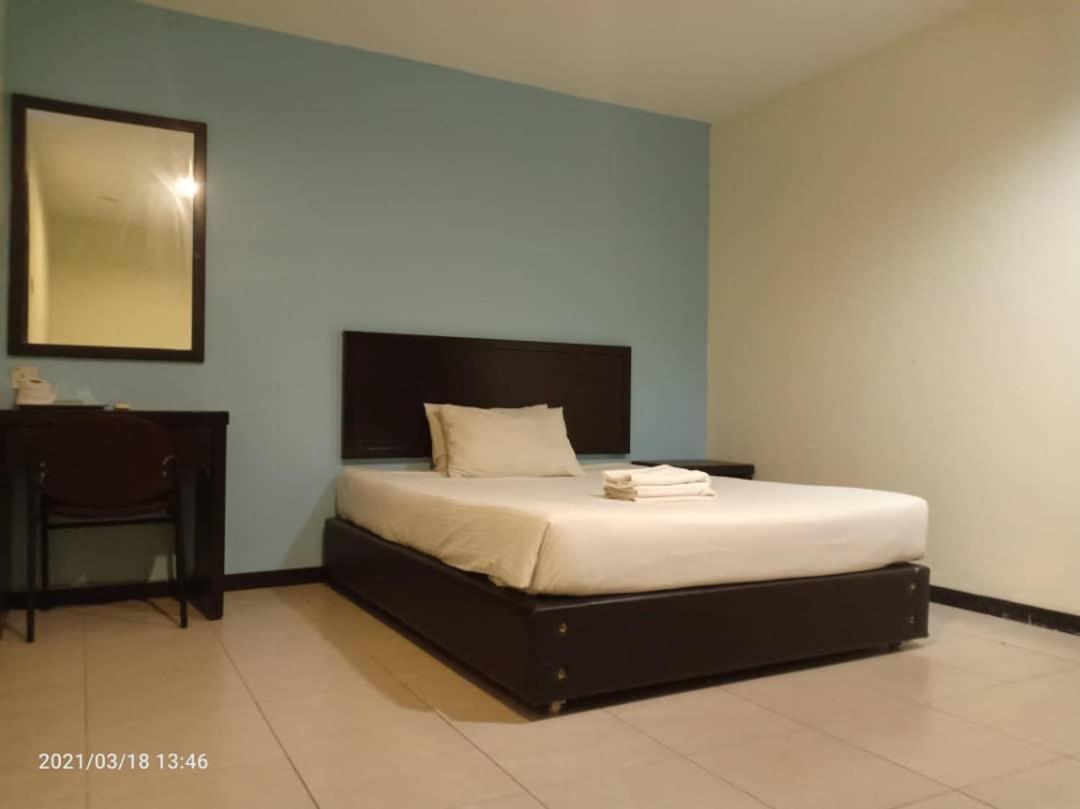 Bee Garden & Bb Motel - Alor Setar Kültér fotó